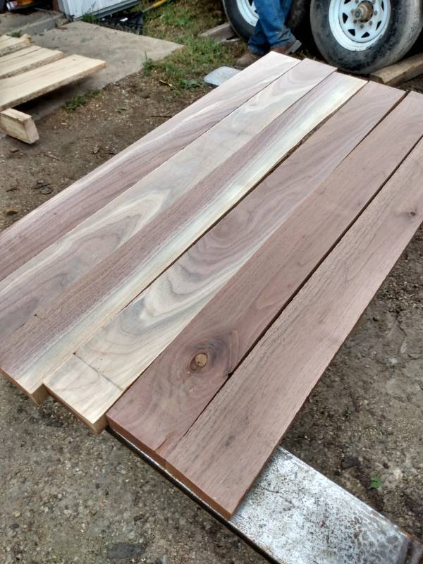 Lot of (6) Walnut Select Dimensional Boards
