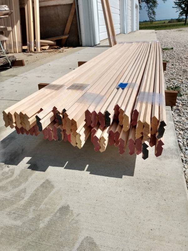 Lot of (50) Maple Small Crown Molding