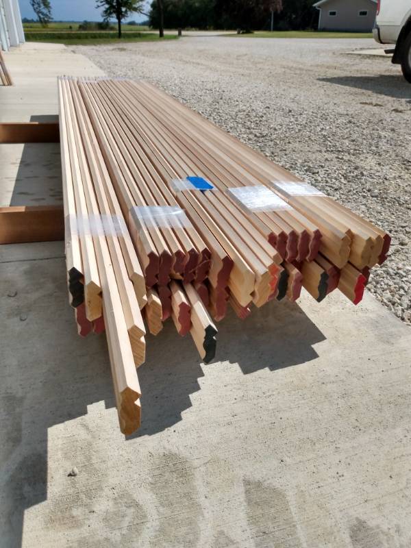 Lot of (50) Maple Small Crown Molding