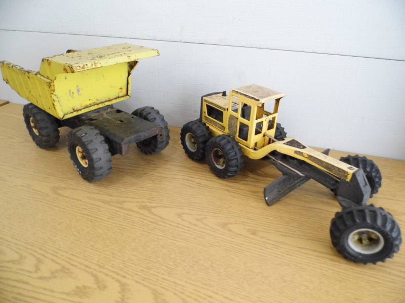 Tonka Truck - Grader
