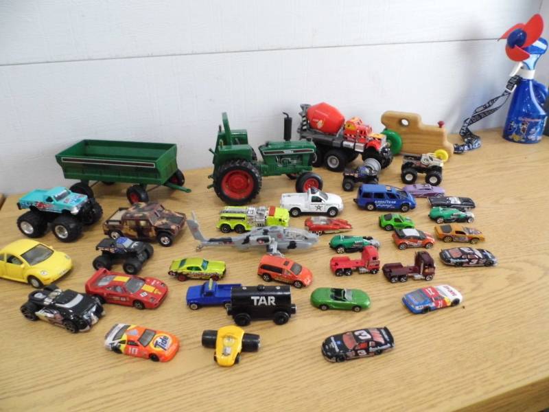 Tonka - Matchbox - Hotwheels