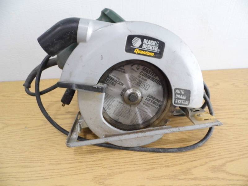 Black and Decker Circular Saw October 2 Estate Sale K BID