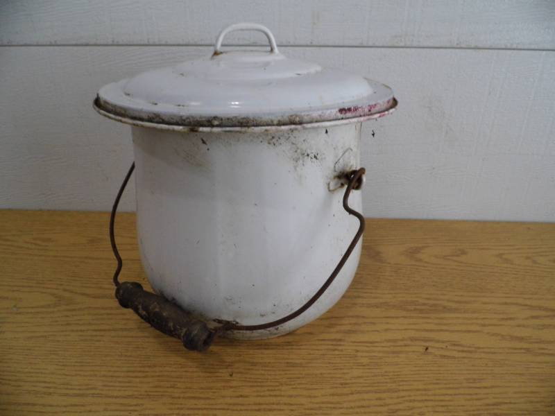 Chamber Pot