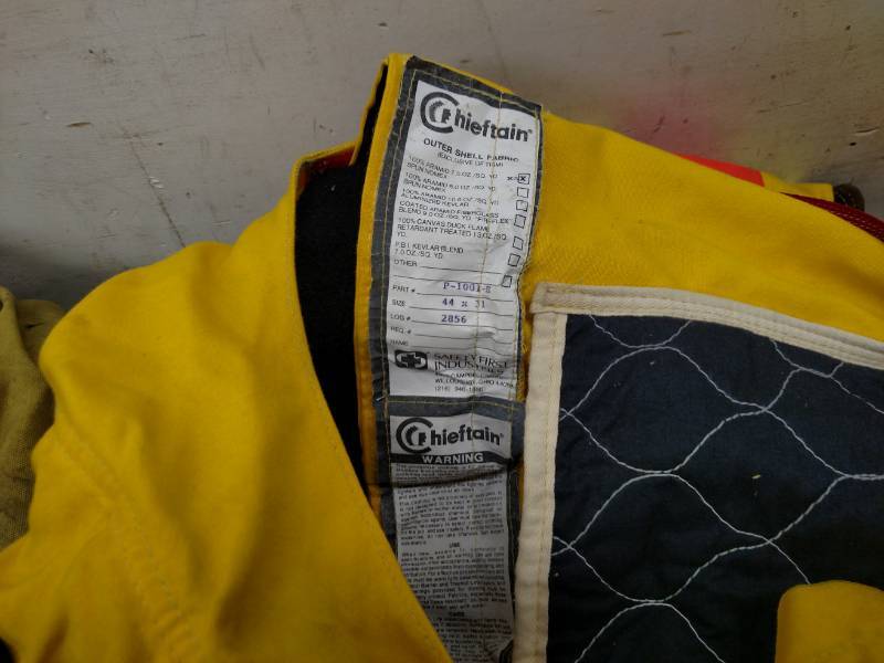 Fire Suit with Tote, Pants XL, Jack...