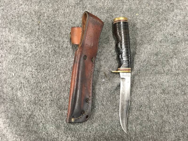 lot 138 image: Schrade Knife