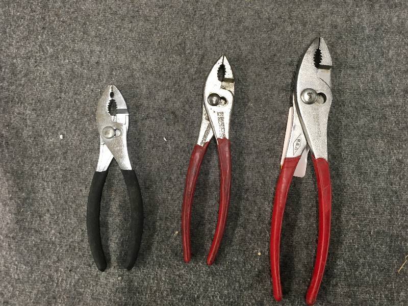 lot 153 image: Three Pliers