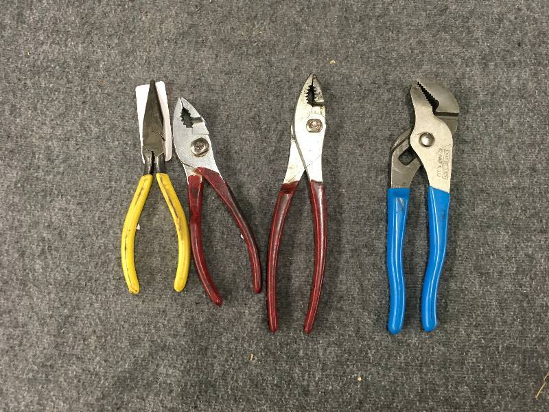 lot 154 image: Four Pliers