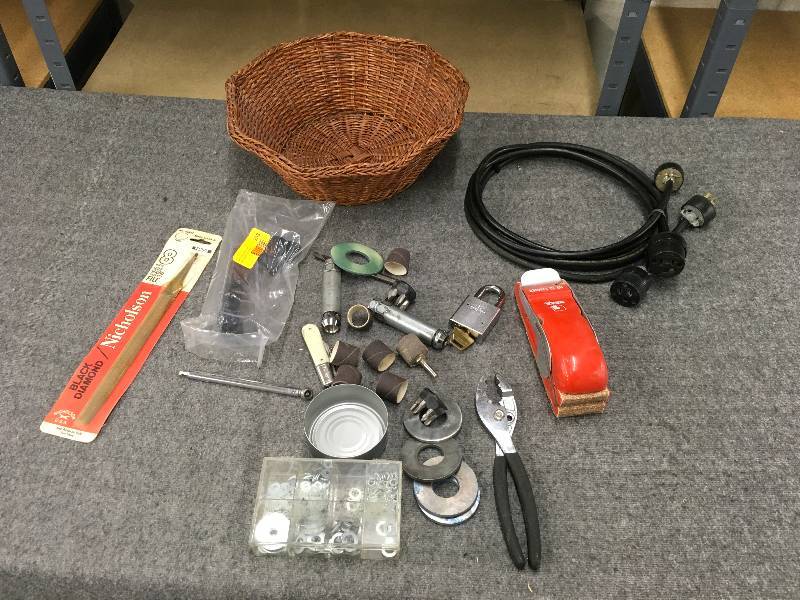 lot 158 image: Misc Tools