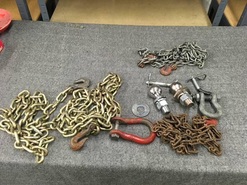 lot 165 image: Tow Chains & Hitch Balls