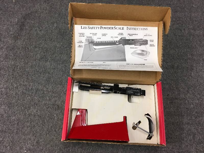 lot 168 image: Safety Powder Scale