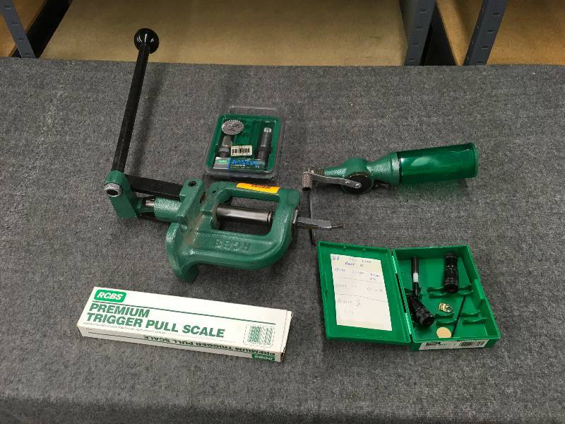lot 210 image: Ammunition Reloading Press