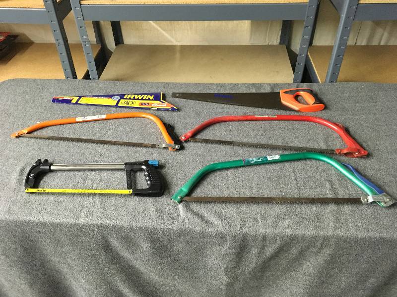 lot 223 image: 5 Handsaws