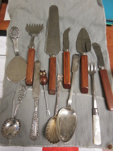 lot 331 image: STERLING SILVER AND SHEFFIELD SERVING ITEMS