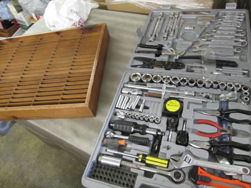 lot 32 image: Large Master Craft Tool Kit, Slotte...