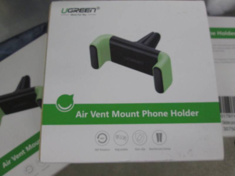 lot 95 image: 3 Air Vent Hands Free Phone Holders...