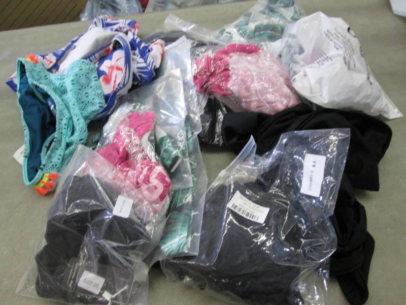 lot 160 image: 10 Assorted Swimsuit Items NWT...