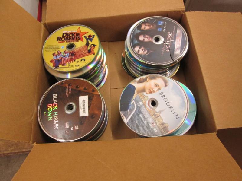 lot 218 image: Approx. 200 CDsDVDs without cases...
