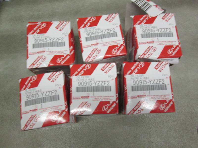 lot 237 image: 8 Toyota Oil Filters...