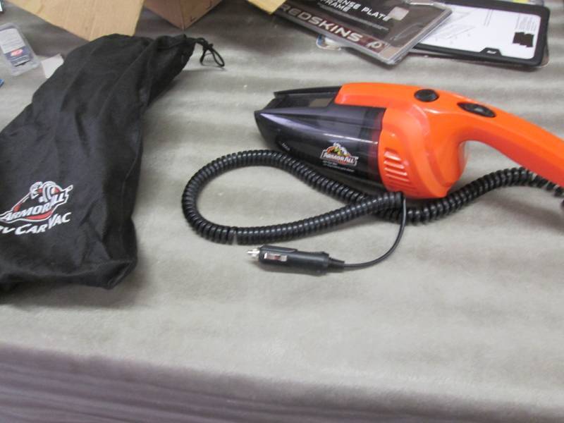 lot 245 image: Armorall 12V Car Vac-tested...