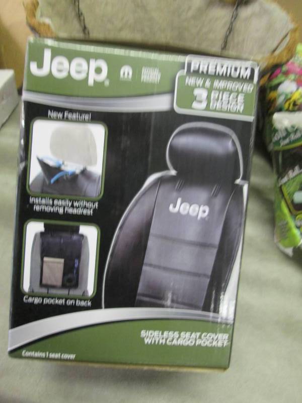 lot 256 image: Jeep Seat Cover...
