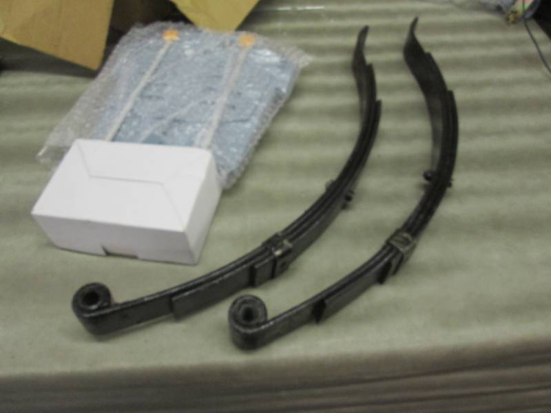 lot 274 image: TV Antennae, Leaf Springs(Trailer)...