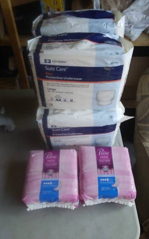 lot 8 image: 4-Packages (18 Each) Size L Protective Underwear, 2-Pack Poise Pads