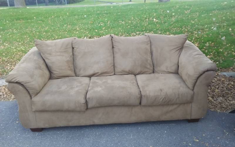 lot 37 image: Ashley Furniture Suede Like Sofa (88 Inch)