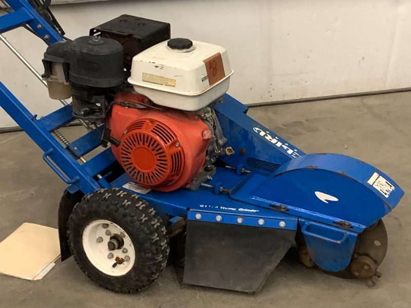 lot 8 image: Bluebird Commercial Stump Grinder