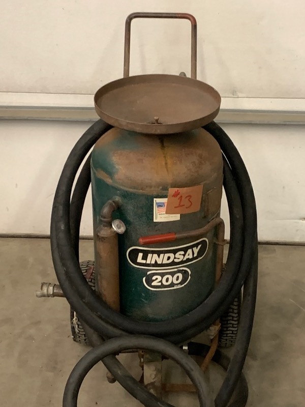 lot 13 image: Lindsay Abrasive Blaster Set