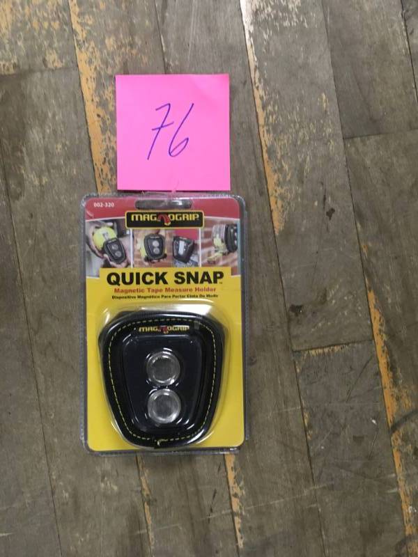 lot 76 image: MagnoGrip Quick Snap Magnetic Tape Measure Holder, Black  in good condition