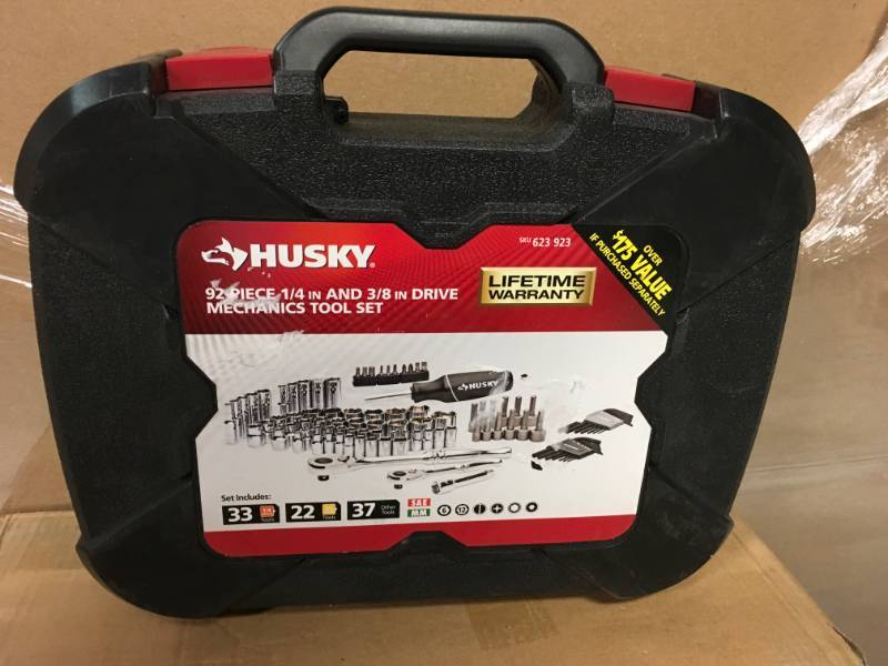 lot 37 image: Husky Mechanics Tool Set (92-Piece  in good condition