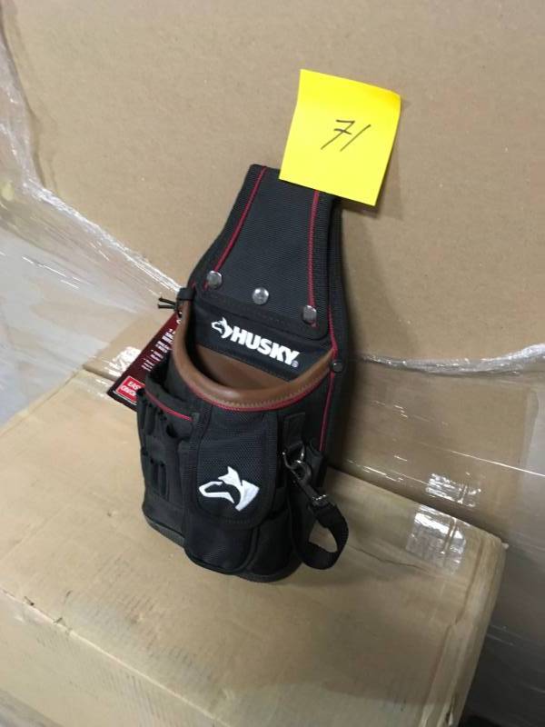 lot 71 image: Husky 1-Pocket Triple Snap Tool Pouch with Leather in good condition