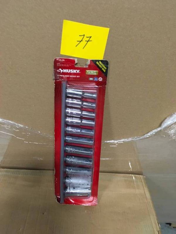 lot 77 image: Husky H2DDPMM11PCSR 12 in. Drive Metric Deep Socket Set (11-Piece) in good condition