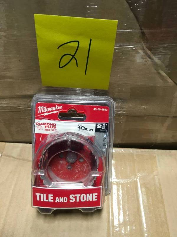 Milwaukee 2-12 in. Diamond Hole Saw in good condition