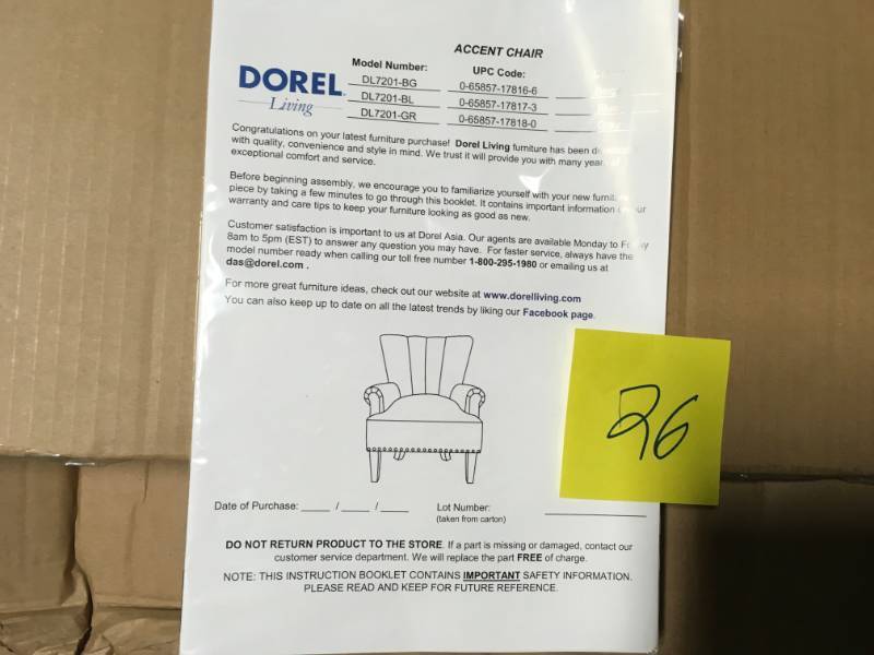 ACCENT CHAIR DL7201-GR in good condition