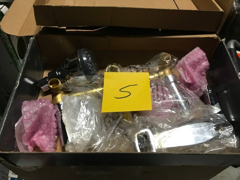lot 5 image: Aragon 3-Handle 1-Spray Tub and Shower Faucet in Chrome  in good condition