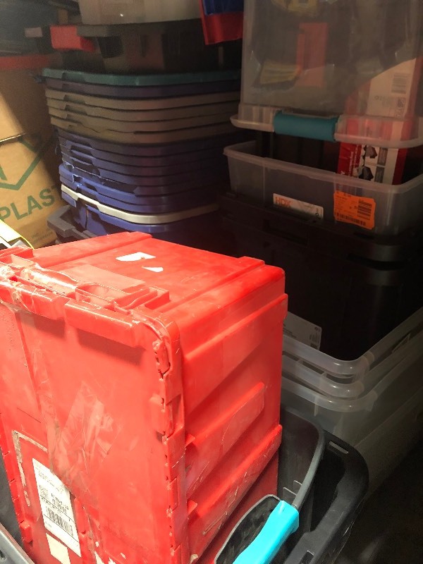 lot 104 image: Pallet with assorted storage bins - some have minor damage and no covers see pictures