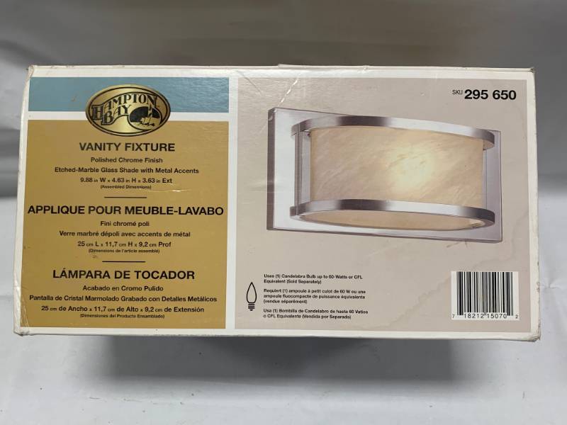 lot 14 image: Polished Chrome Vanity Fixture