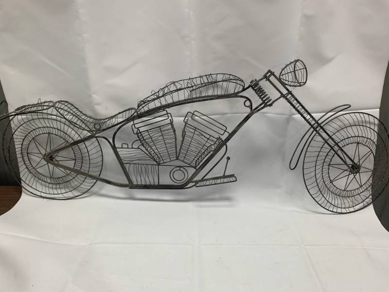 lot 23 image: Custom Made Motorcycle Art 39 Long