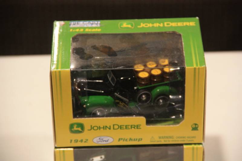 lot 30 image: John Deere 143 Die Cast Car Lot  2 Items