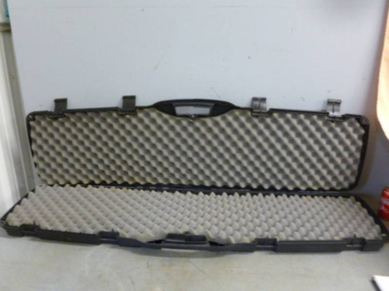 lot 22 image: Gun Case