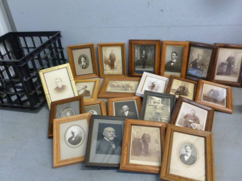 lot 36 image: Antique Pictures