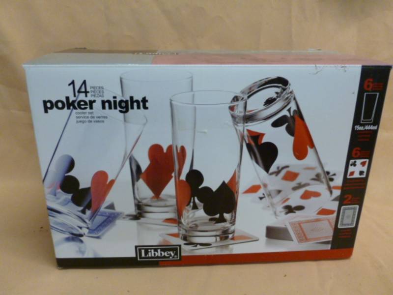 lot 53 image: Glass Set