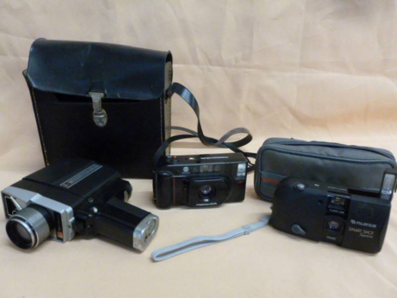 lot 63 image: Vintage Camera