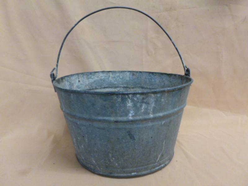 lot 102 image: Vintage Galvanized Steel Pail