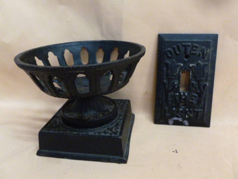 lot 150 image: Vintage Cast Iron