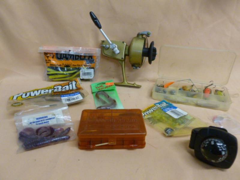 lot 161 image: Fishing Items