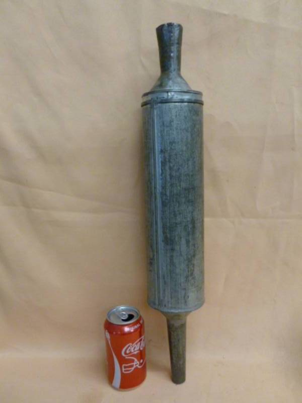 lot 175 image: Antique Sausage Stuffer