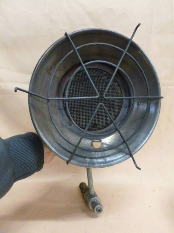 lot 189 image: Sunflower Heater