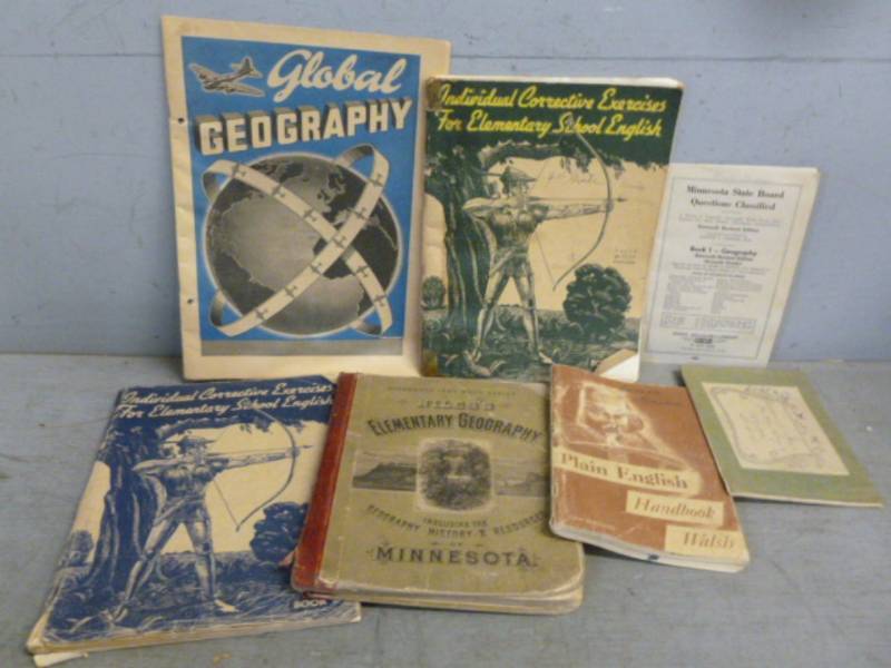 lot 212 image: Vintage Educational Booklets